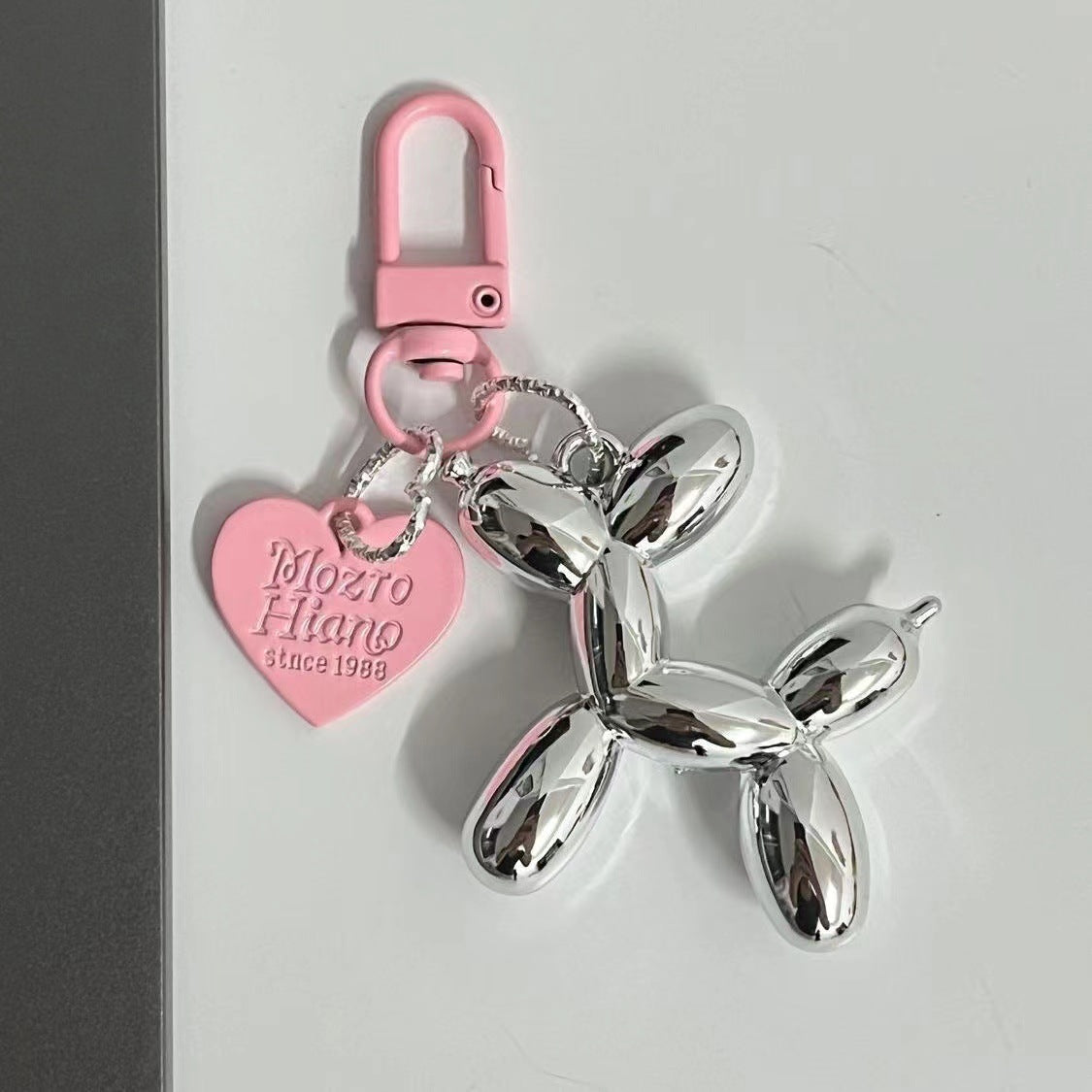 Jelly Balloon Dog Design Keychain for Women, Cute Girls Key Chain, Bag Charms Accessories for Car Purse Backpack